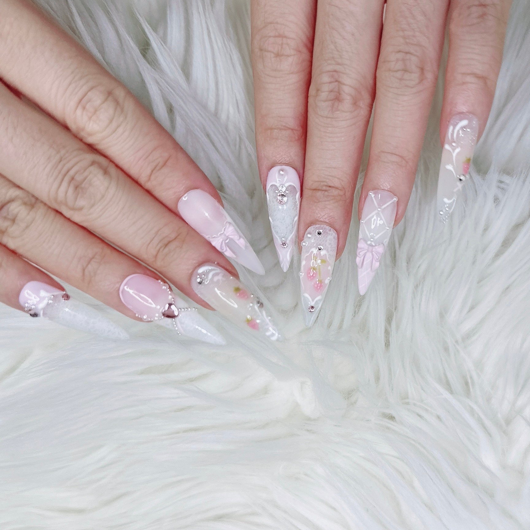 Strawberry Lace